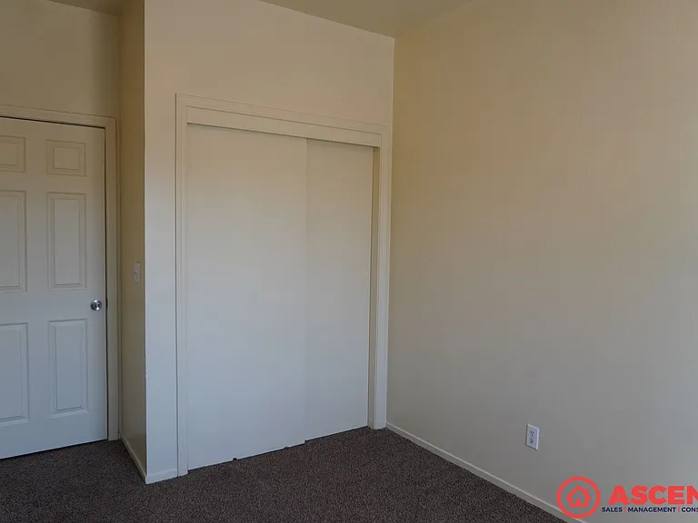 222 Harding Avenue — Photo 7