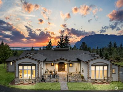16339 Reserve Drive SE, North Bend, WA, 98045