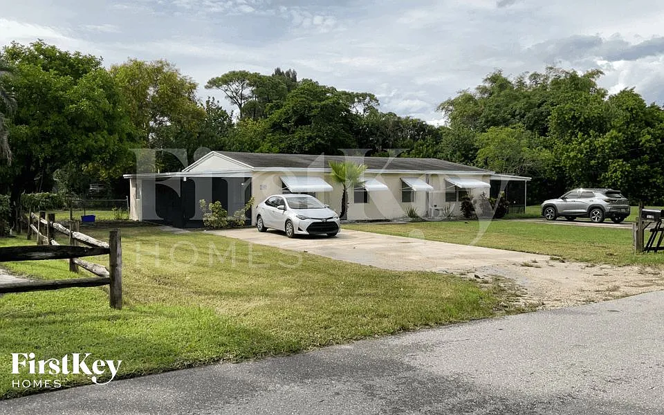 3907 Coconut Rd