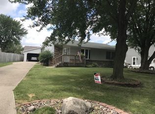 526 Village Ct, Altoona, IA 50009