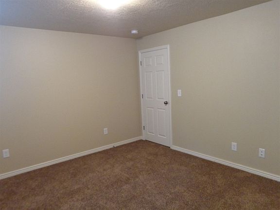 3rd image of 10679 Cedar Brook Pl