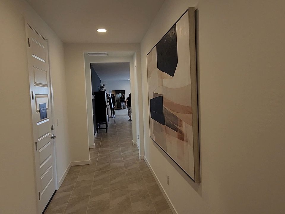 1st image of 15764 W Kendall St