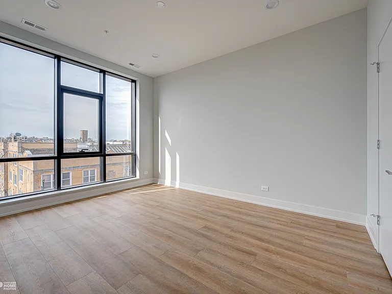 3114 N Ridgeway Ave #304 — Photo 14
