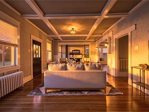 2nd image of 5812 Hampton Blvd