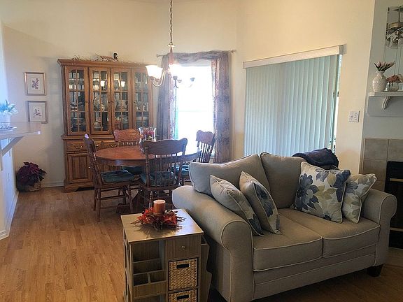4th image of 518 Petrel Cir