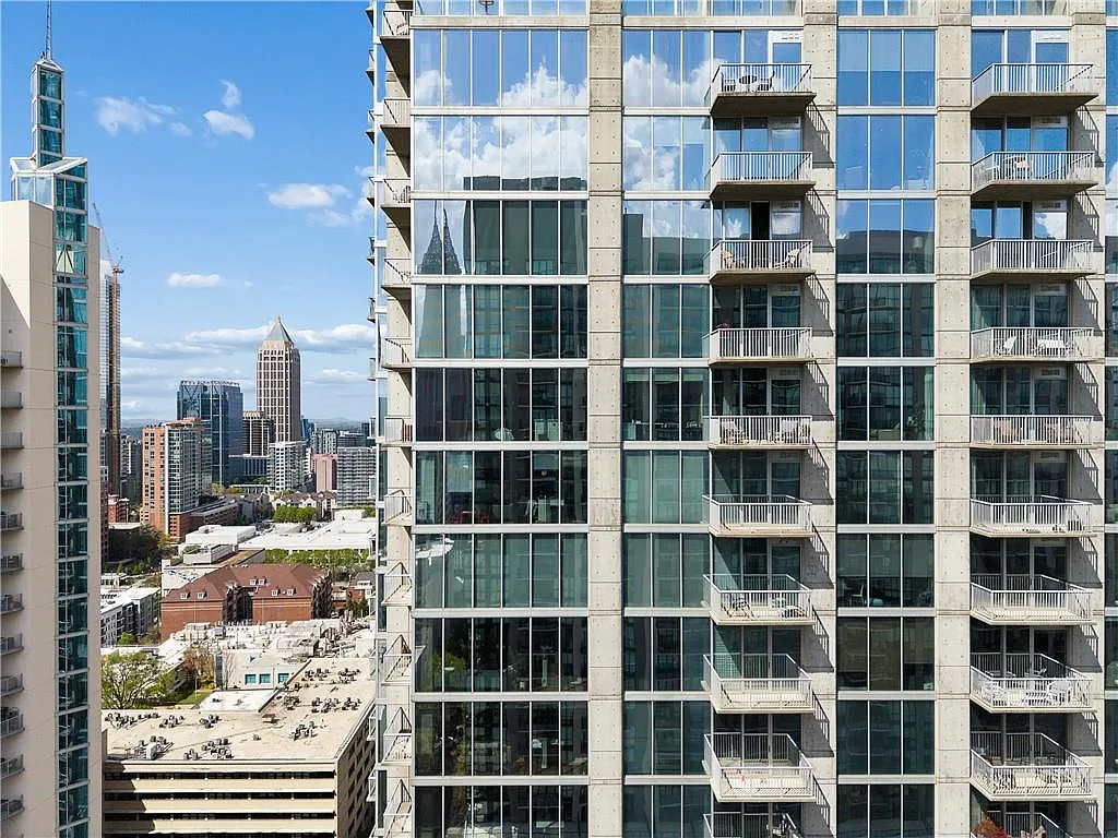 855 W Peachtree St NE Unit 2605 photo 1