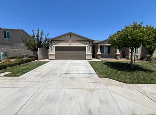 5825 E Kerckhoff Ave, Fresno, CA