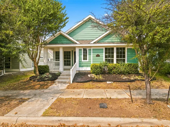 1401 Live Oak Ln, Aubrey, TX 76227