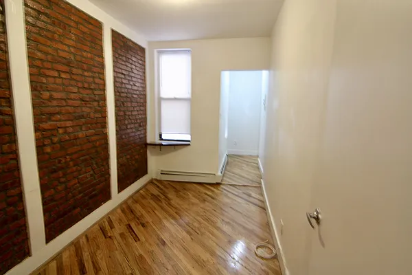 Rented by Lucky Apt Inc | media 20