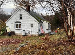 281 Sunset Rd, Springvale, ME 04083