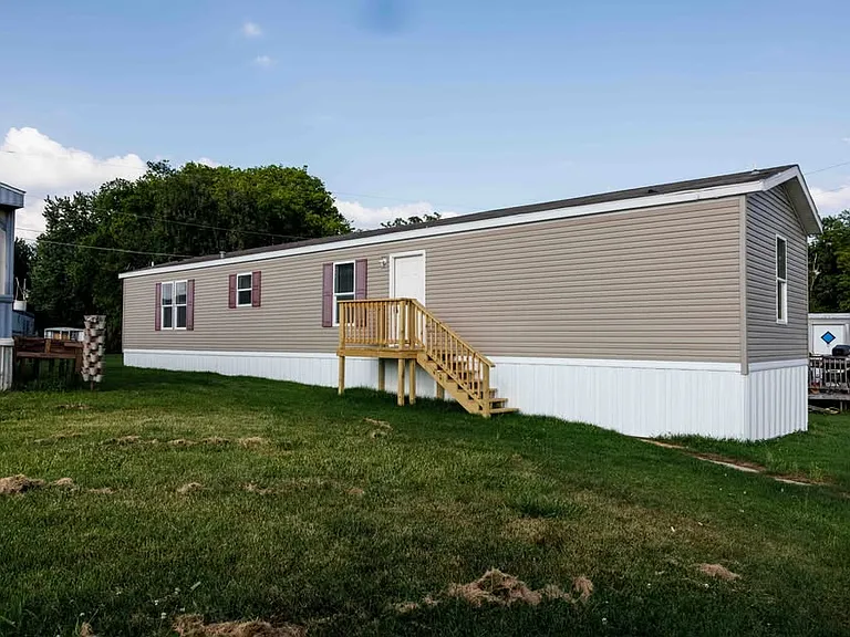 10270 Russellville Rd #32 — Photo 2
