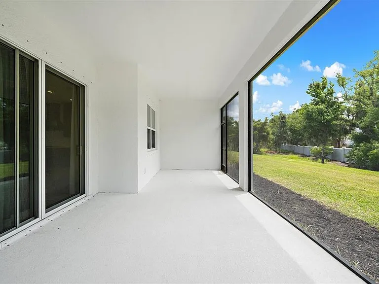 13744 Old Creek Ct — Photo 28