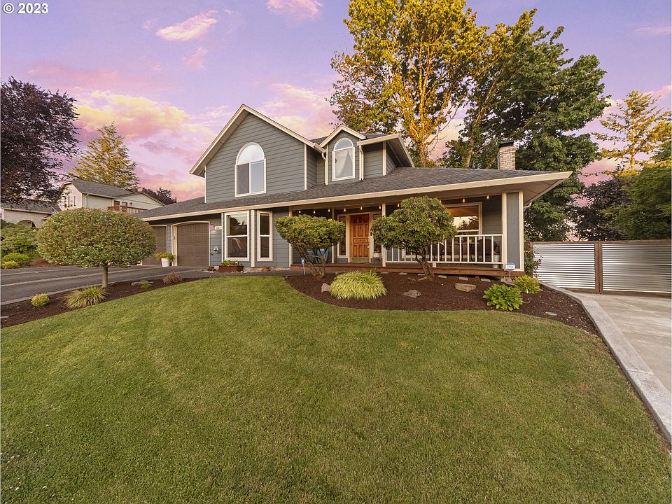 1st image of 3021 SE Briarwood Dr