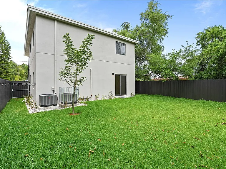 5821 NW 30th Ave #5821 — Photo 28