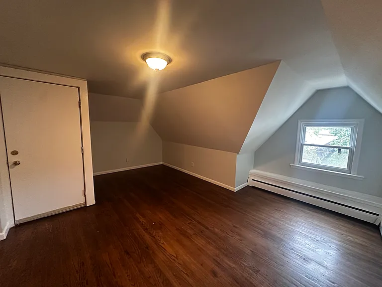 138 Warren St #3 — Photo 8