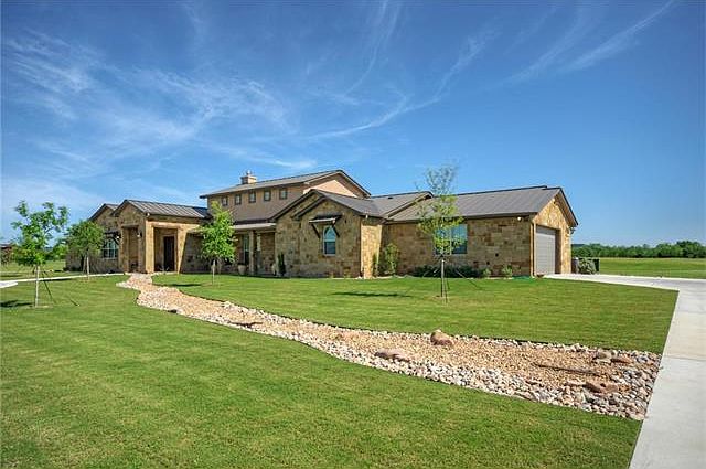 1st image of 116 Rangeway Cir