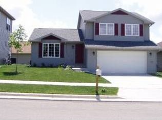 605 Meadow View Rd, Mount Horeb, WI 53572