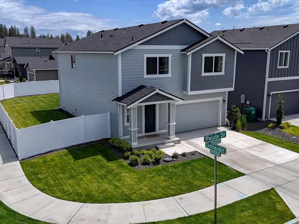 10680 N Paiute Dr, Spokane, WA 99208