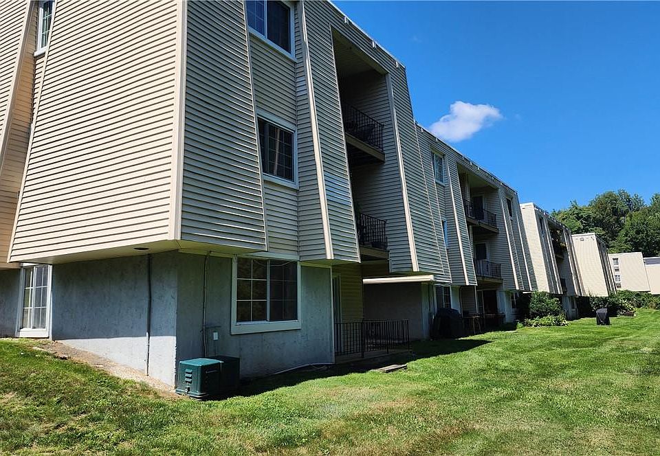 1st image of 303 Fox Run Lane