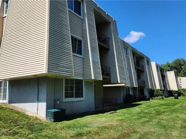 303 Fox Run Lane, Carmel, NY 10512