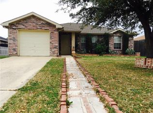 7217 Autumn Moon Dr, Forest Hill, TX 76140