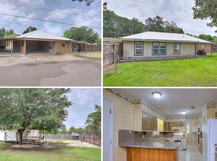 33805 Walker Rd N, Walker, LA 70785