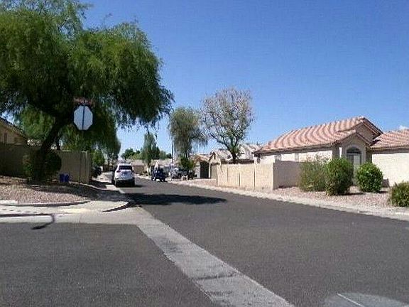 4th image of 14042 N 133rd Ln