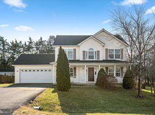 499 Dickenson Dr, Inwood, WV 25428