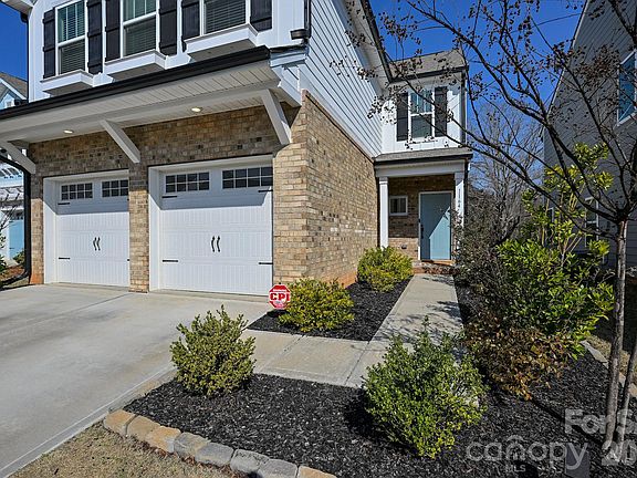 3rd image of 1164 Scotch Meadows Loop