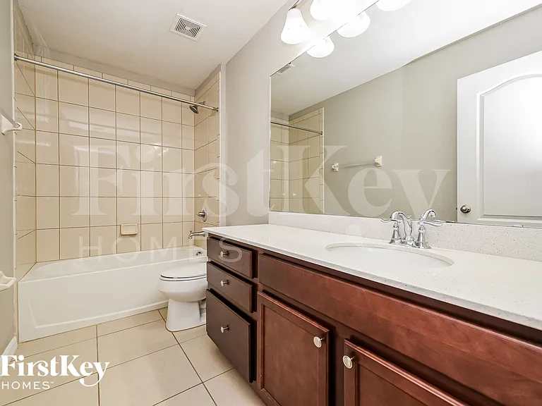 12221 Blue Pacific Dr — Photo 17
