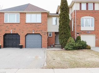 1114 Lindsay Dr, Oakville, ON L6M 3B4