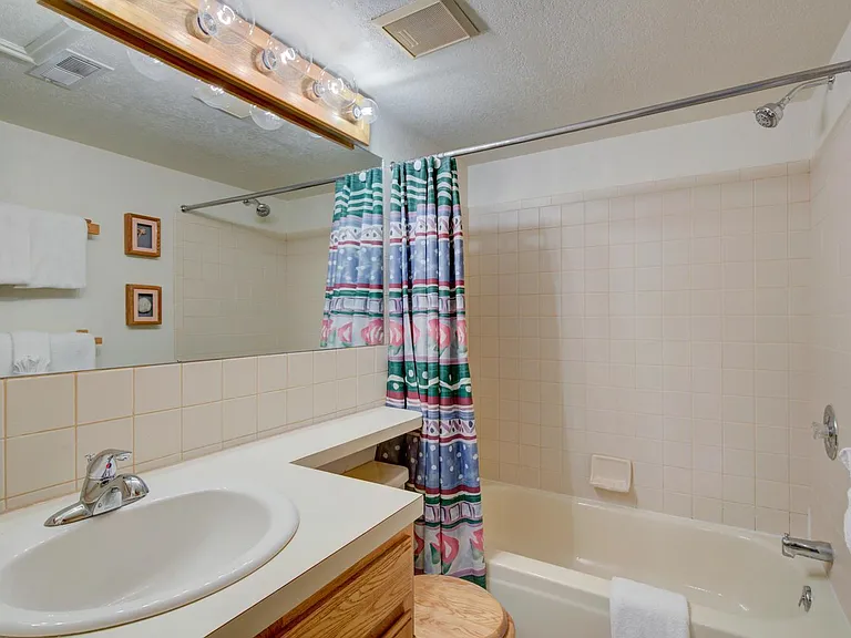 855 S 5th Ave #256-G — Photo 3