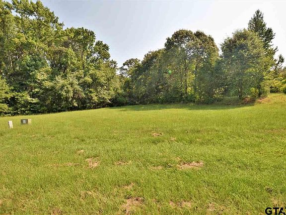 2nd image of 16390 Stallion Shores Ct