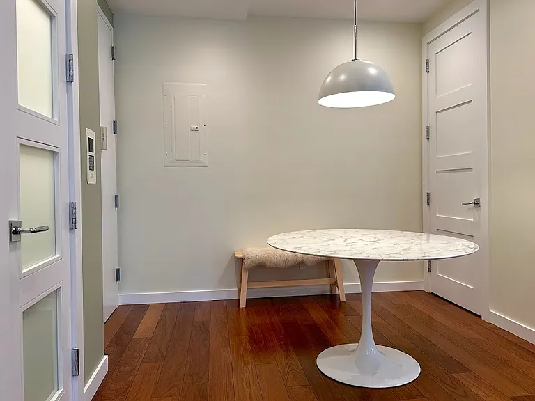 148 E 19th St #2C — Photo 4
