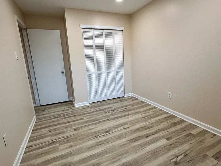 2 Churchill Cir — Photo 40
