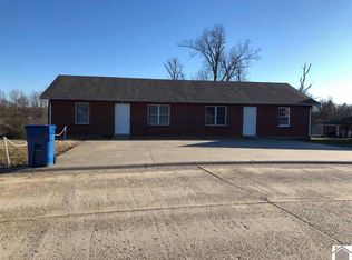 69/73 Princeton Dr, Murray, KY 42071