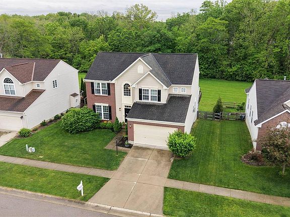 3rd image of 255 Delaware Dr