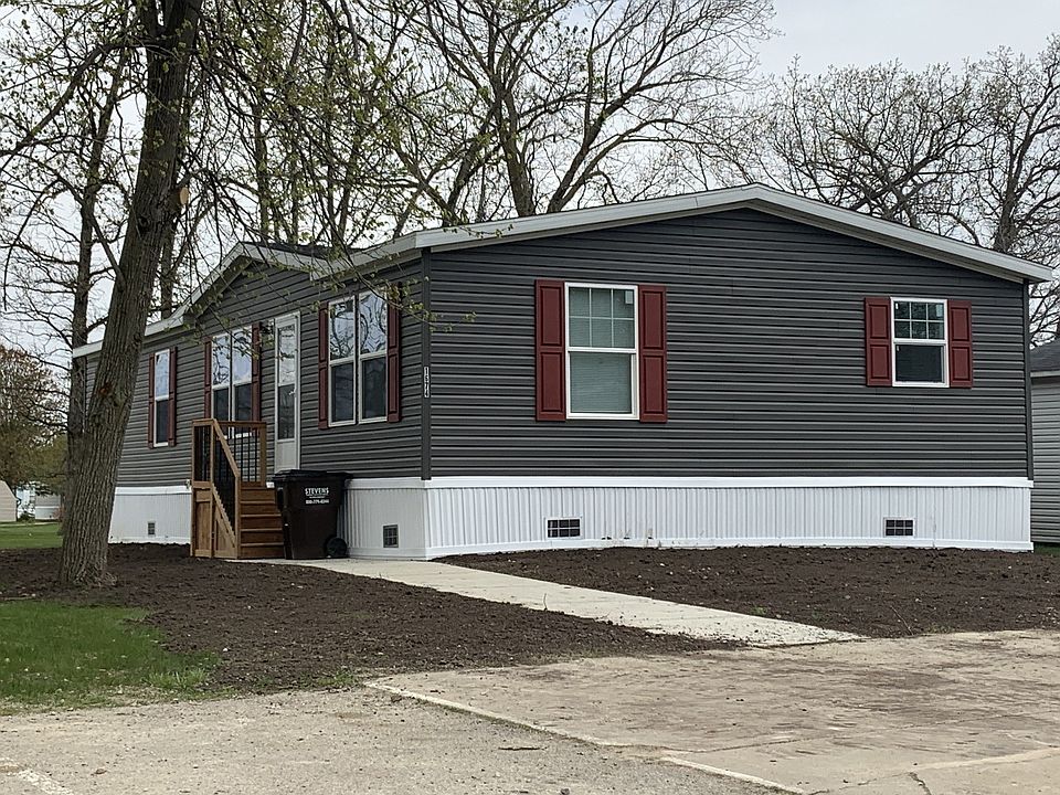 1st image of 1674 Meadowbrook Dr #374