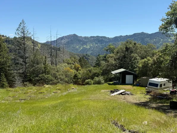 2701 Woodman Peak Road, Laytonville, CA 95454