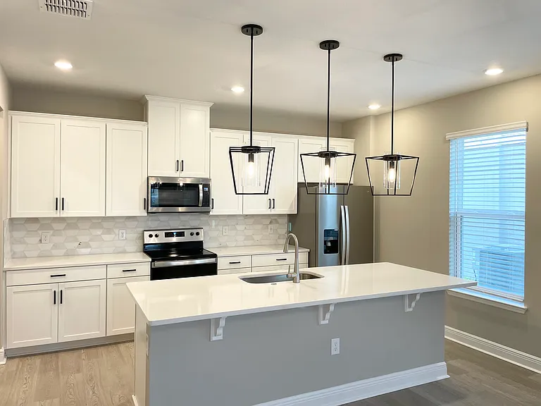 14074 Frasier St — Photo 5