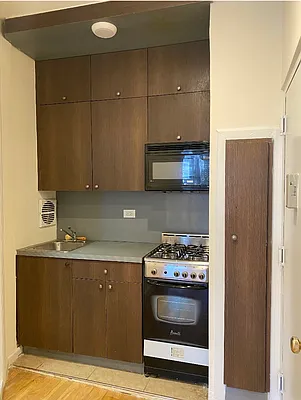 Rented by Prince Real Estate Associates LLC | media 9