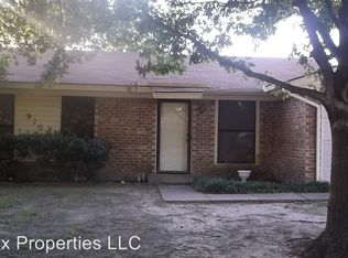 9705 La Rochelle Dr, Greenville, TX 75402