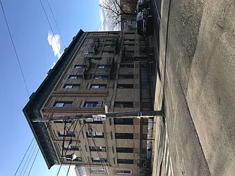 376 Woodward Avenue  image 1 of 11