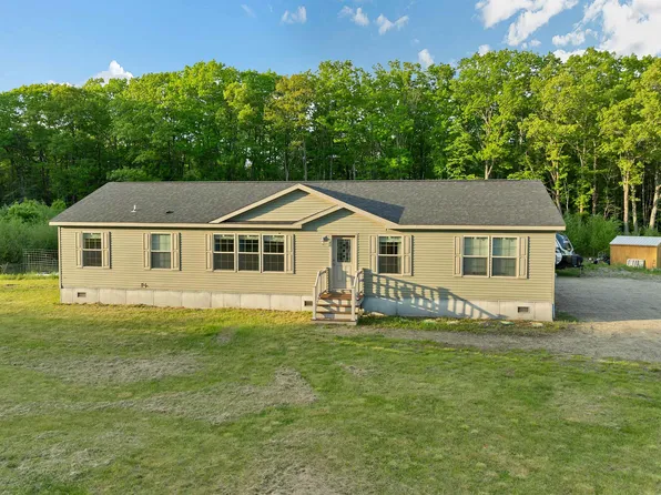 100 Whitehall Road, Rochester, NH 03868
