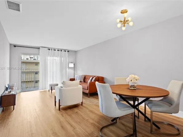 677 NE 24th St APT 604, Miami, FL 33137