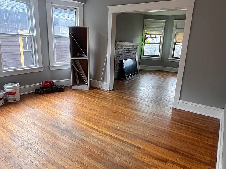 14 Linden Ave #2 — Photo 2