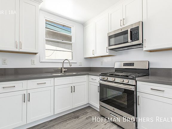4th image of 3807 1/4 W Adams Blvd #A