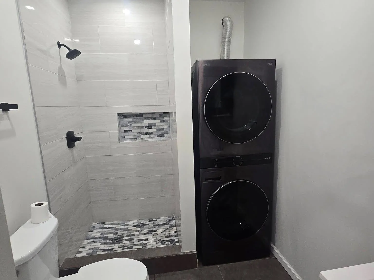 2 bed, $1,450 — Photo 2
