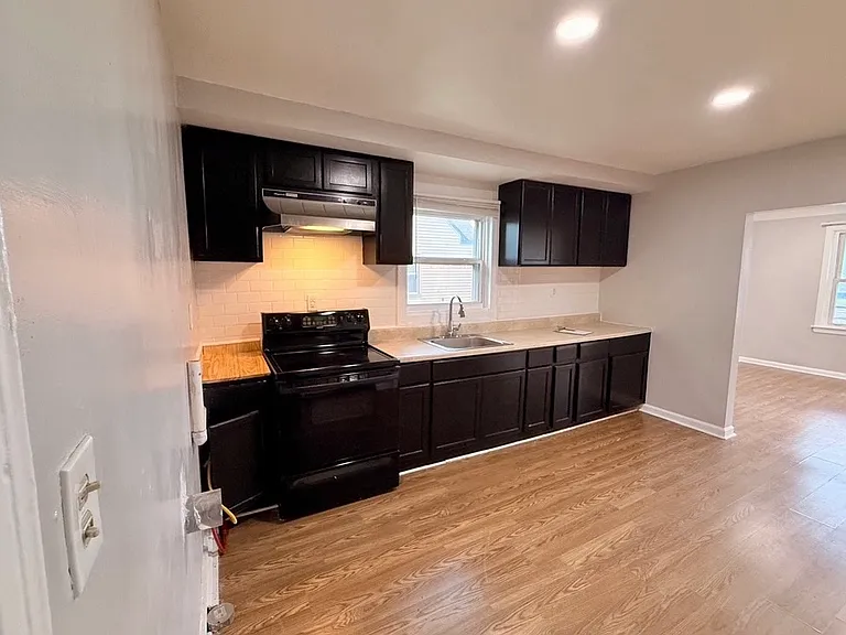 6847 Continental Ave — Photo 16