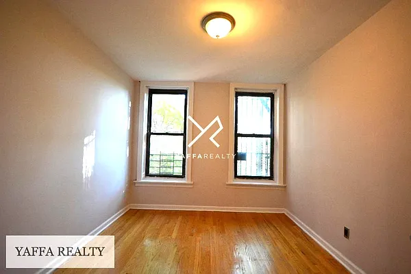 Rented by Yaffa Realty LLC | media 12